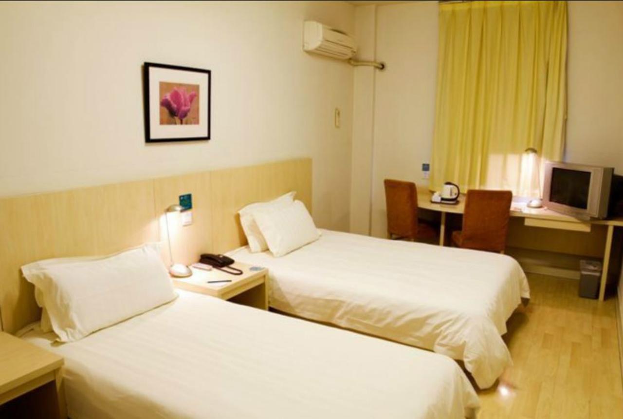 Jinjiang Inn Shenyang North Railway Station Huigong Square מראה חיצוני תמונה