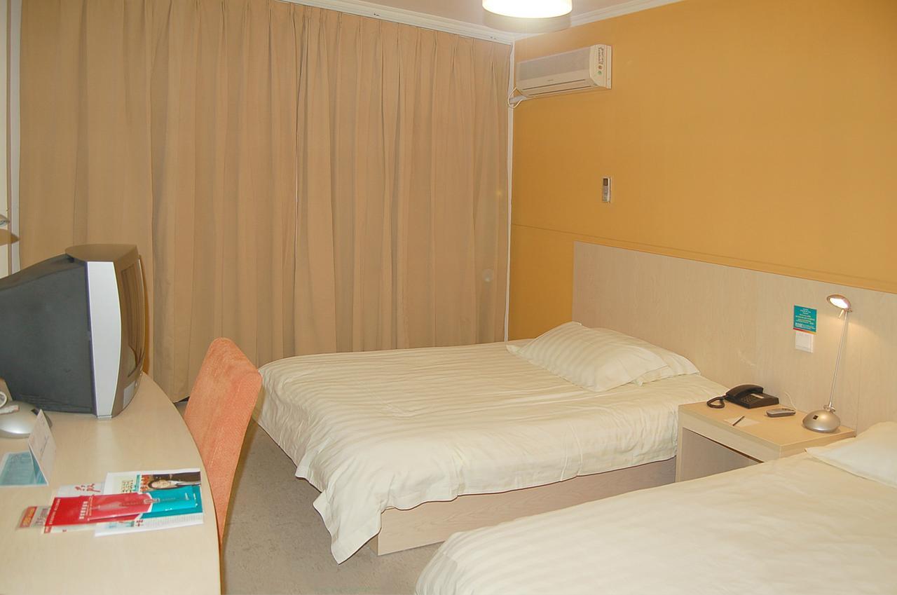 Jinjiang Inn Shenyang North Railway Station Huigong Square מראה חיצוני תמונה